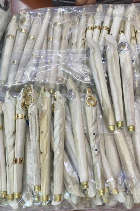 Luxury Traditional Medwakh Pipe – Medwakh Karn Ghzal (مدواخ قرن غزال) for Discerning Smokers